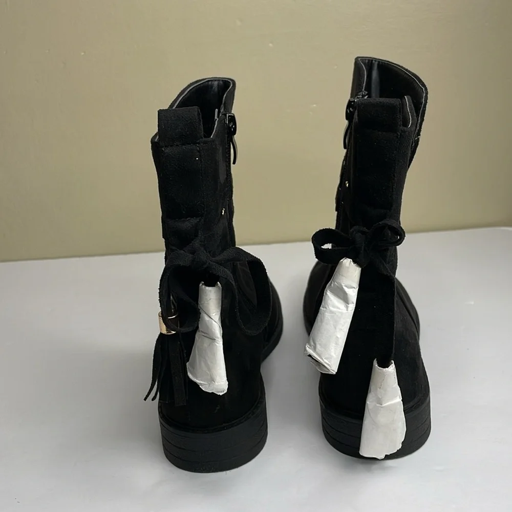 AMANDA BLU Ankle Boots KINGSTON Black Vegan Suede Side Zipper Tassel Detail 6